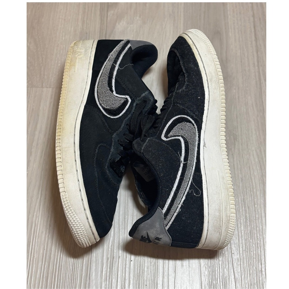 Nike Sneakers Mens 8 Black Cool Grey Air Force 1 Low 3D Chenille Swoosh - Picture 8 of 16